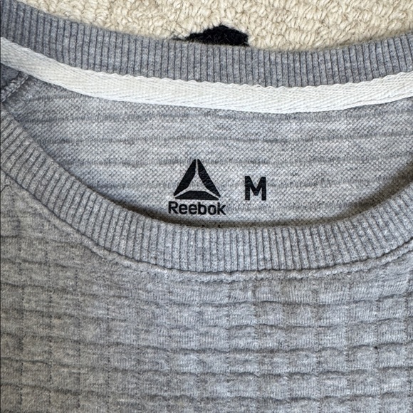 Reebok waffle crew neck pullover sweatshirt - Picture 2 of 5